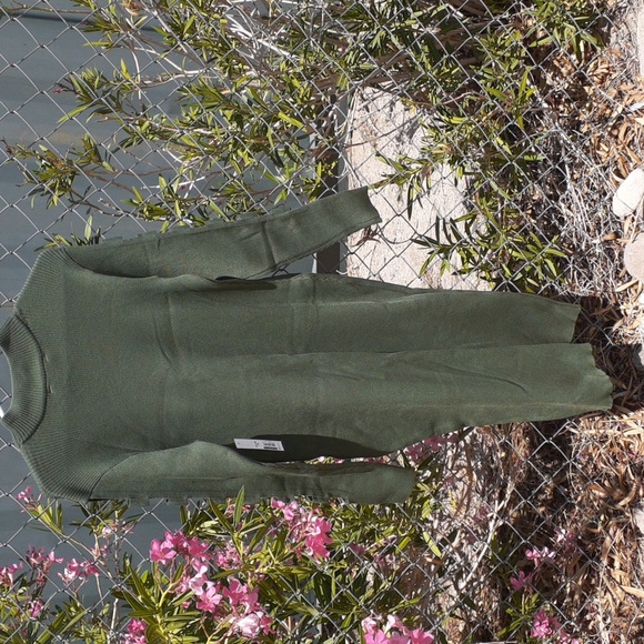 NWT No Boundaries Green Cage Dress, Size 2X (19) - Picture 8 of 8